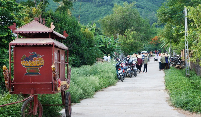 Vụ 5 học sinh đuối nước khi cứu nhau: Nỗi đau xé lòng người ở lại