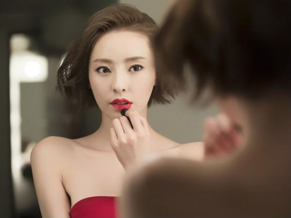 Đàn ông thích gái hư nhưng vợ thì quá hiền lành và tận tâm