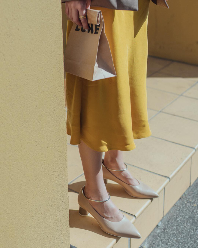 Tới chỗ làm, nàng công sở đừng diện 5 items khiến người ta hoang mang về độ duyên dáng và chuyên nghiệp này