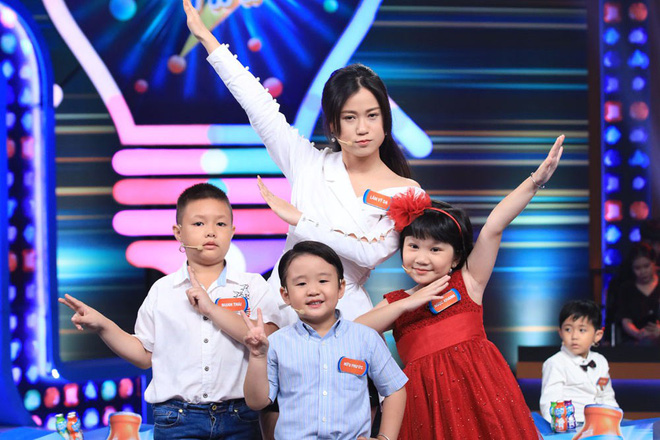 Trấn Thành tổn thương khi biết phụ huynh không cho cậu bé 5 tuổi like hình mình trên Facebook