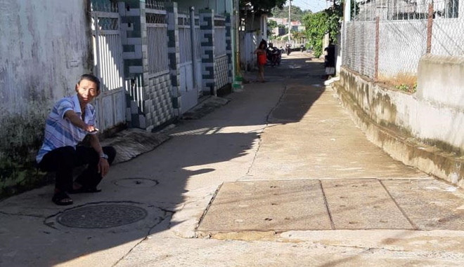 Người phụ nữ bị nước cuốn tử vong giữa phố