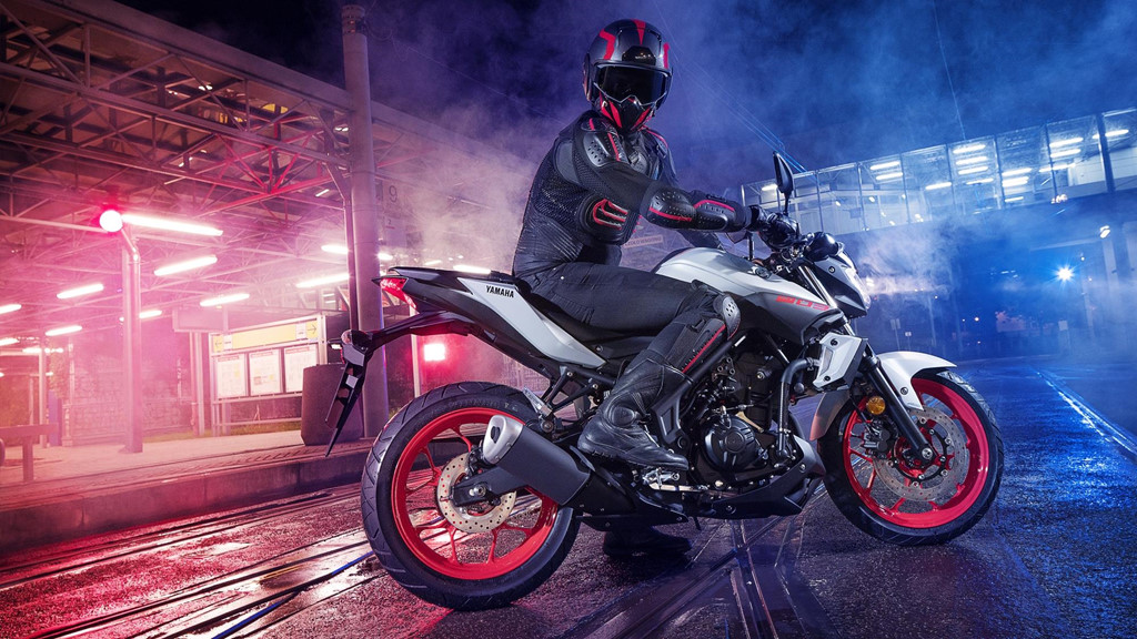 Những lựa chọn môtô dưới 400 cc tầm giá 150 triệu đồng tại VN