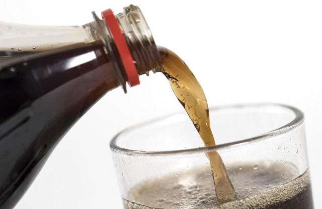 Uống 3 cốc nước ép hoa quả mỗi ngày, bạn nên cẩn thận kẻo rước họa