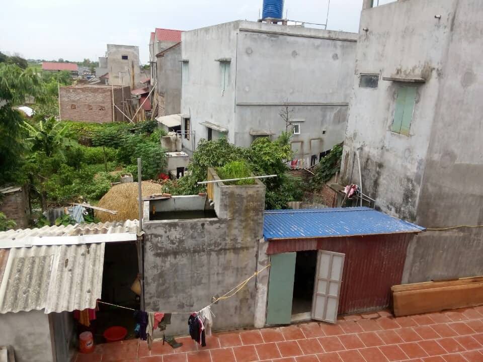 Nghi án đổ thuốc sâu vào bể nước sinh hoạt nhà hàng xóm vì mâu thuẫn