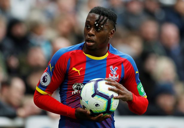 Wan-Bissaka nổi loạn để được chuyển đến MU Wan-Bissaka nổi loạn để được chuyển đến MU