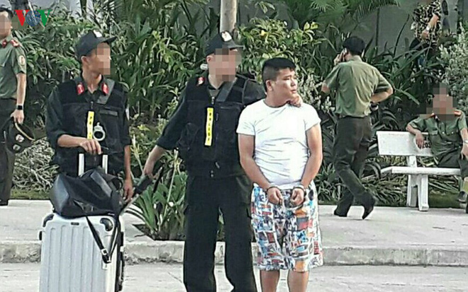 Phá chuyên án lớn, bắt giữ 25 đối tượng tội phạm công nghệ cao - 3 Phá chuyên án lớn, bắt giữ 25 đối tượng tội phạm công nghệ cao - 3