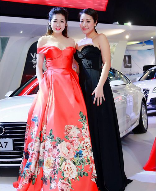 Hai chị em còn thường xuất hiện trong các sự kiện nên khiến người hâm mộ lầm tưởng họ có cùng chung huyết thống.