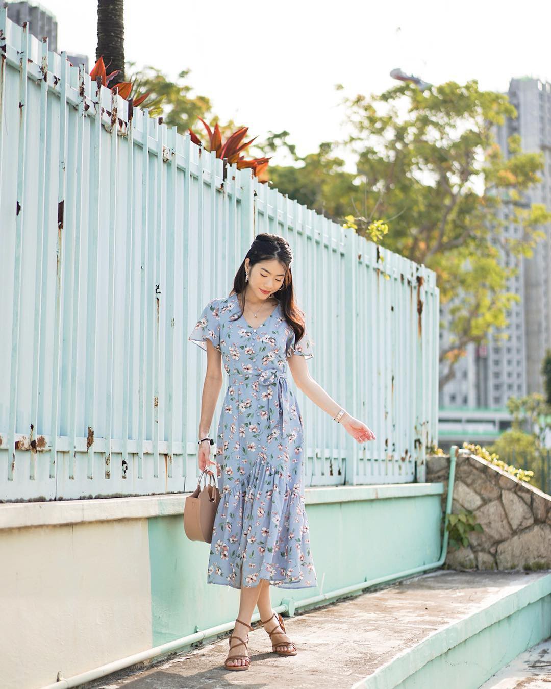 Lại nóng đến phát ốm, nhưng nàng công sở không phải lo vì đã có 5 items nhẹ mát và 100% thanh lịch này - 19 Lại nóng đến phát ốm, nhưng nàng công sở không phải lo vì đã có 5 items nhẹ mát và 100% thanh lịch này - 19