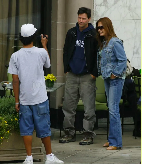 Người đàn ông tử tế Keanu Reeves thật sự chưa từng làm chúng ta thất vọng.