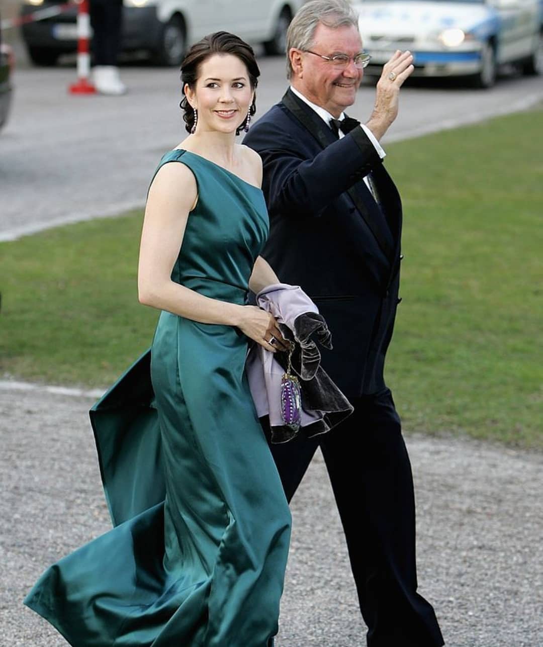 Công nương Mary của Hoàng gia Đan Mạch: 47 tuổi, có 4 đứa con vẫn 'đánh bại' Kate Middleton để trở thành người phụ nữ mặc đẹp nhất thế giới - 19 Công nương Mary của Hoàng gia Đan Mạch: 47 tuổi, có 4 đứa con vẫn 'đánh bại' Kate Middleton để trở thành người phụ nữ mặc đẹp nhất thế giới - 19