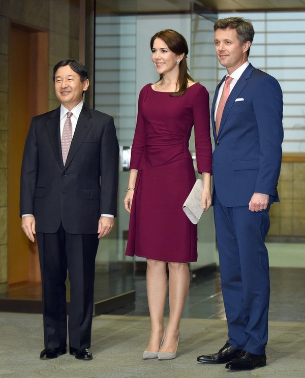 Công nương Mary của Hoàng gia Đan Mạch: 47 tuổi, có 4 đứa con vẫn 'đánh bại' Kate Middleton để trở thành người phụ nữ mặc đẹp nhất thế giới - 6 Công nương Mary của Hoàng gia Đan Mạch: 47 tuổi, có 4 đứa con vẫn 'đánh bại' Kate Middleton để trở thành người phụ nữ mặc đẹp nhất thế giới - 6
