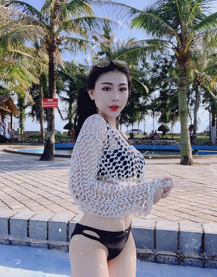 Nóng bỏng với bikini