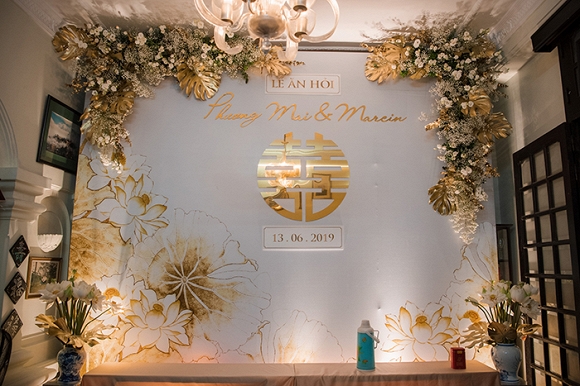 Quang cảnh lễ ăn hỏi của nữ MC Phương Mai và ông xã ngoại quốc