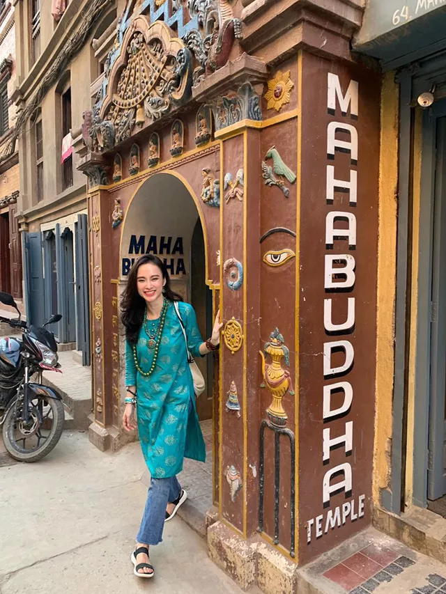 Hình ảnh mới nhất của Phương Trinh tại Nepal