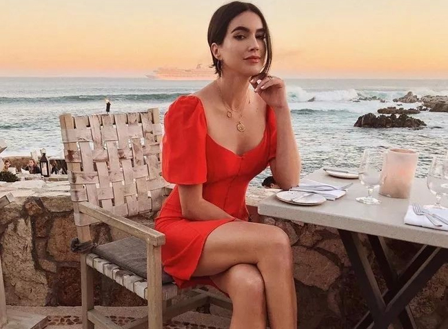 Tôi có tiền nhiều để đi du lịch, tận hưởng cuộc sống đúng nghĩa và chăm sóc bản thân một cách tốt nhất. (Ảnh minh họa)