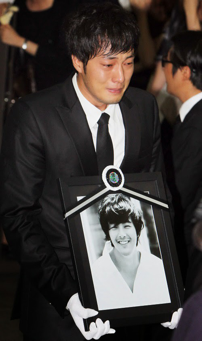 So Ji Sub và Park Yong Ha là bạn thân