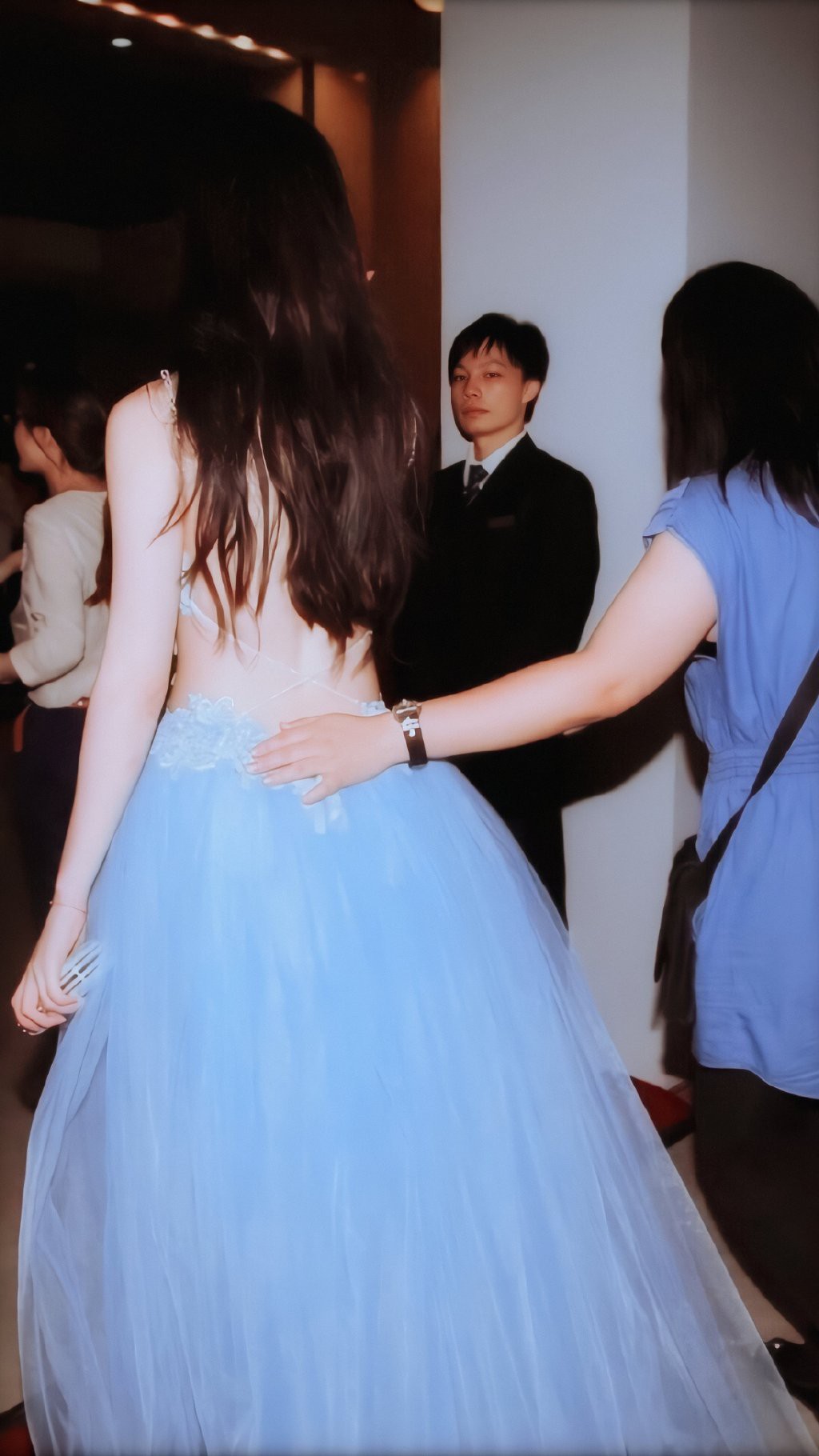 Cô nàng khiến dân tình phải xuýt xoa khen ngợi vì vẻ đẹp thoát tục