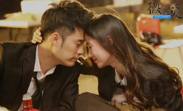 Trần Hách và Angela Baby không chỉ là đồng nghiệp thân thiết mà còn là những cổ đông nắm giữ cổ phần tại công ty giải trí Hoa Nghị Huynh Đệ