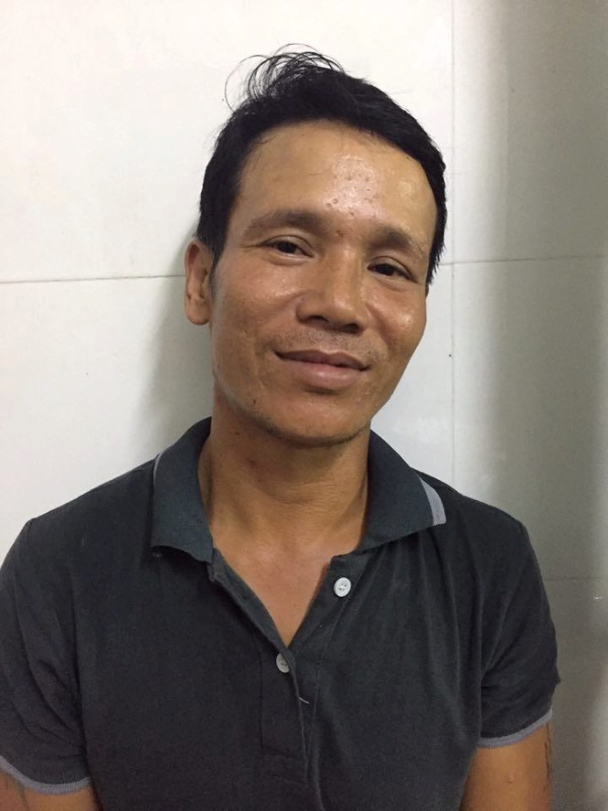 Đối tượng Hùng bị bắt giữ tại CQĐT (Ảnh: CACC)