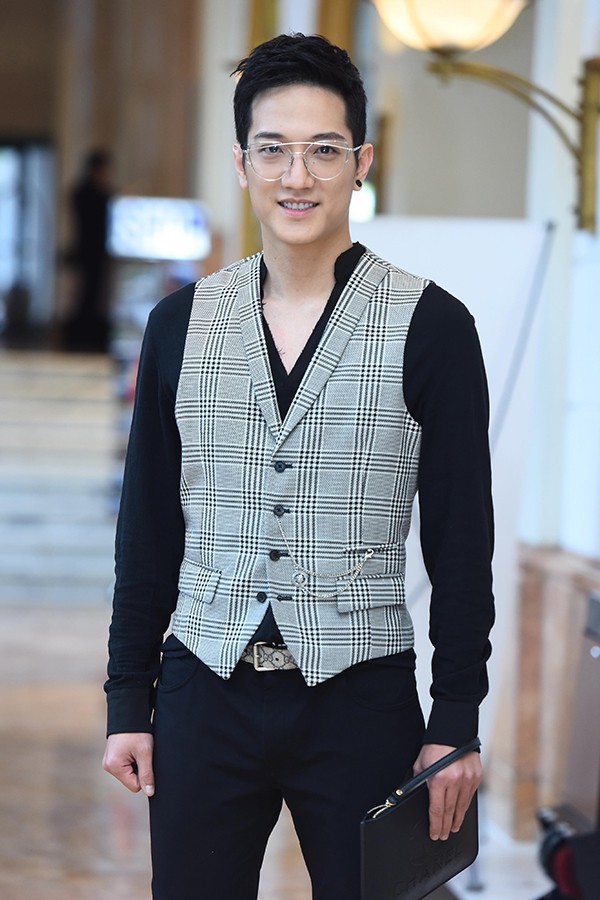 Chí Nhân phủ nhận chuyện đáp trả vợ cũ và cho biết rất mệt mỏi với những suy đoán của dư luận.