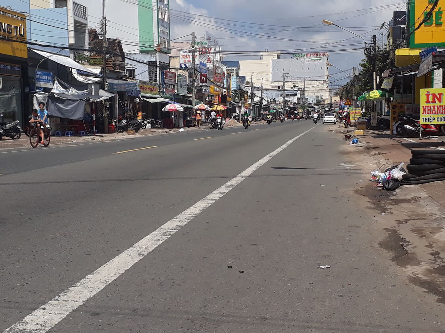 Đoạn đường xảy ra tai nạn khiến nữ lao công tử vong thương tâm.