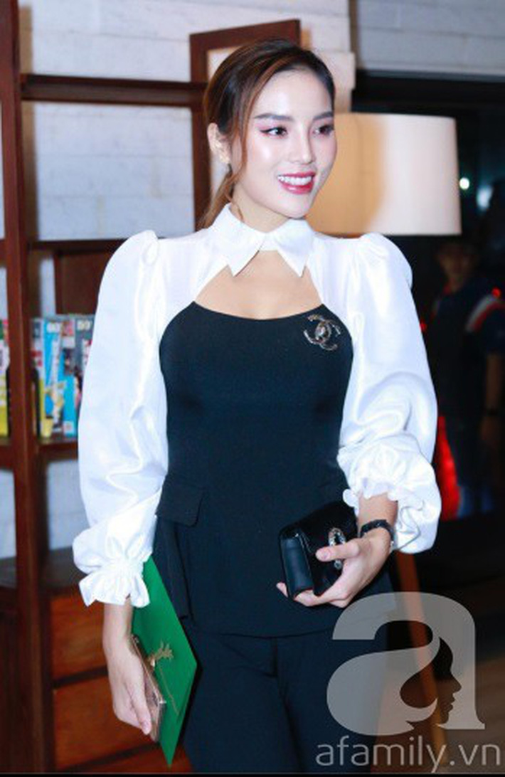 Hoa hậu Kỳ Duyên cũng có mặt sớm để chúc mừng bạn