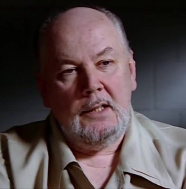 Hollywood từng làm phim về cuộc đời 