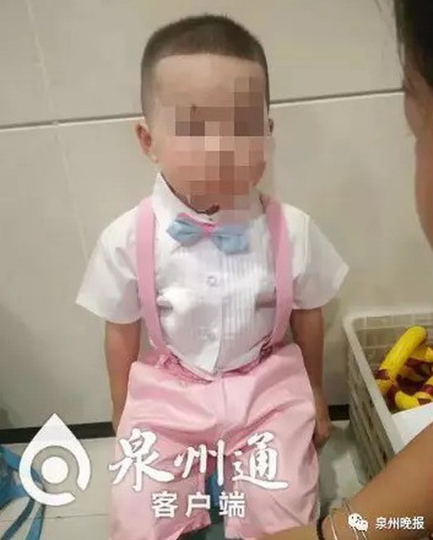 Tiểu Khải không may qua đời vì bị thương nặng.