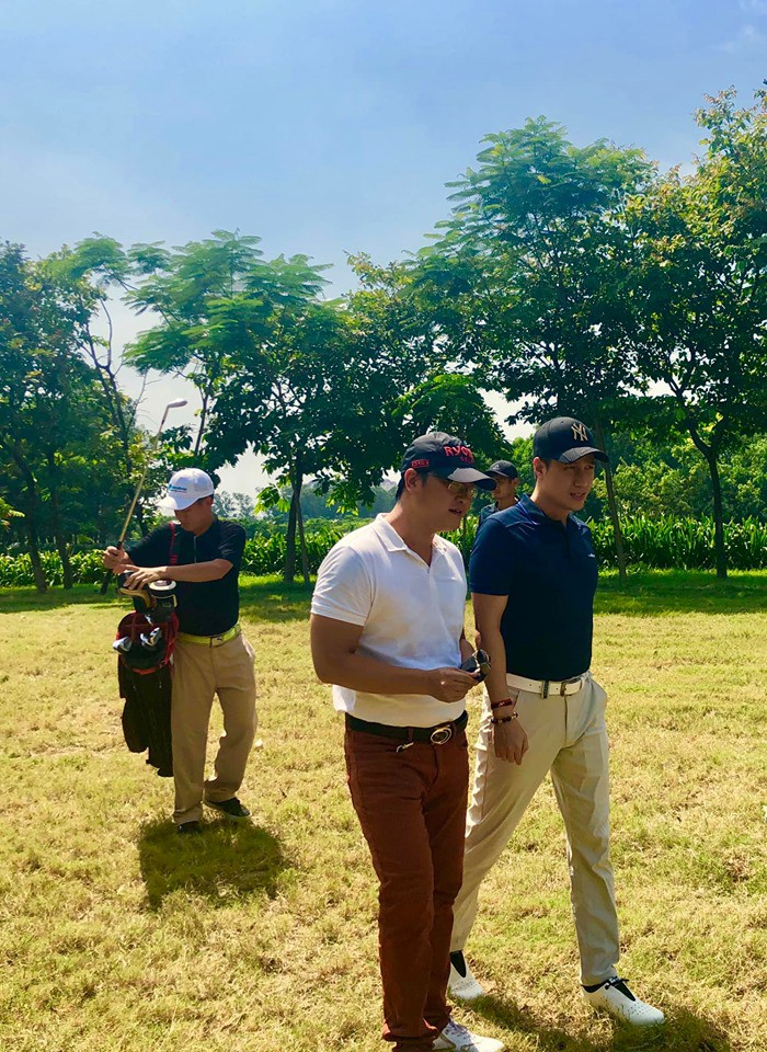 Những hình ảnh mà Việt Anh đăng tải cách đây không lâu.