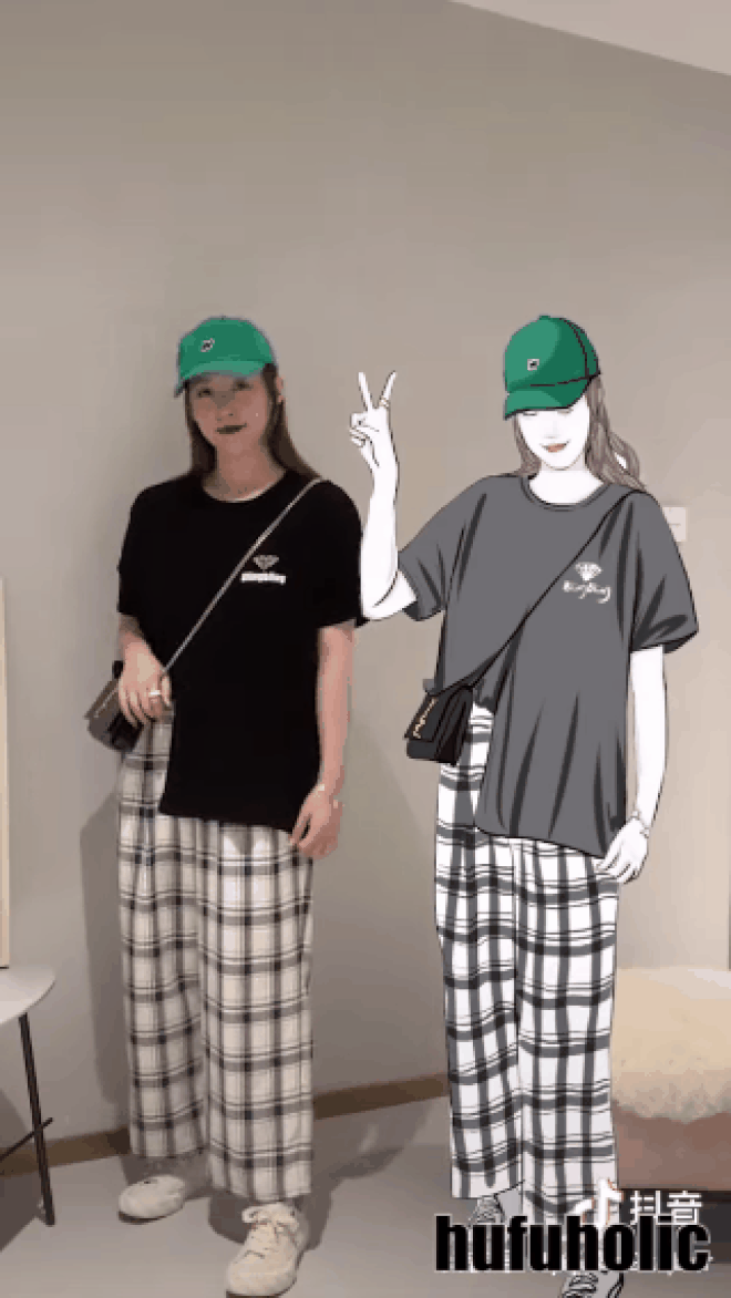 Bụng mỡ khiến bạn tự ti thì combo áo phông oversized + quần ống rộng sinh ra để giúp bạn tự tin trở lại. Kết hợp thêm mũ lưỡi trai, túi đeo chéo và sneaker, bạn không chỉ giấu dáng ngoạn mục mà còn trẻ trung trông thấy. Lưu ý là bạn đừng thả áo ra ngoài mà hãy sơvin một chút nhẹ để trông đỡ luộm thuộm nhé.