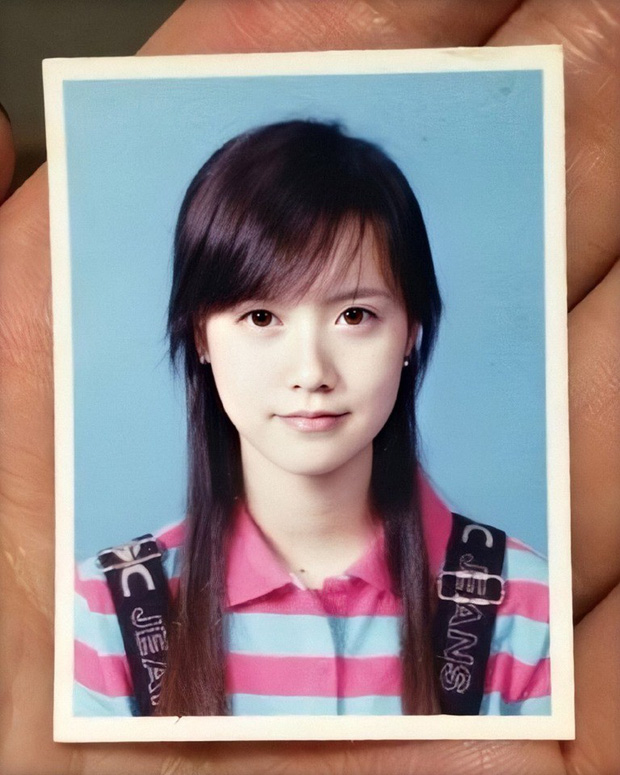 Bức ảnh thẻ được phục chế bằng công nghệ AI khiến netizen phải xuýt xoa