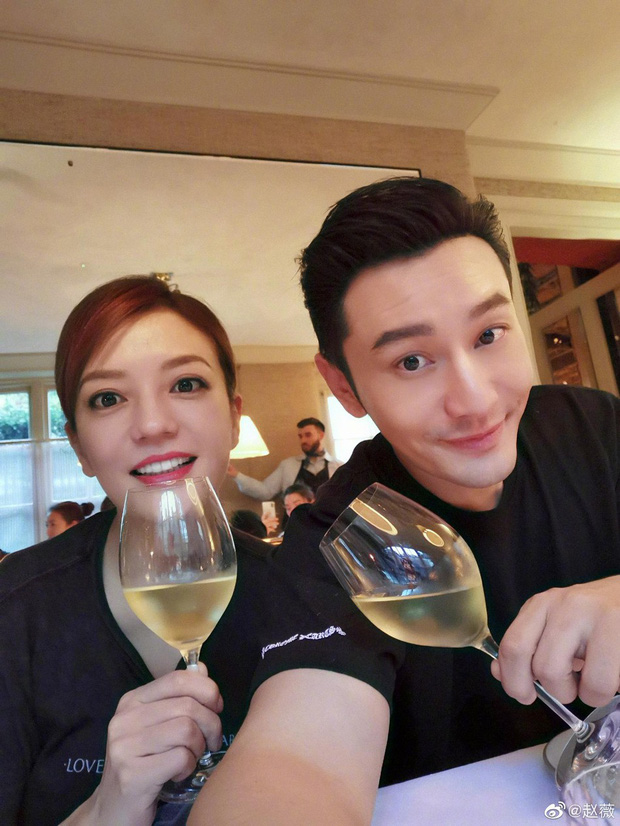 Triệu Vy khoe ảnh chụp selfie với Huỳnh Hiểu Minh cùng lời nhắn: 