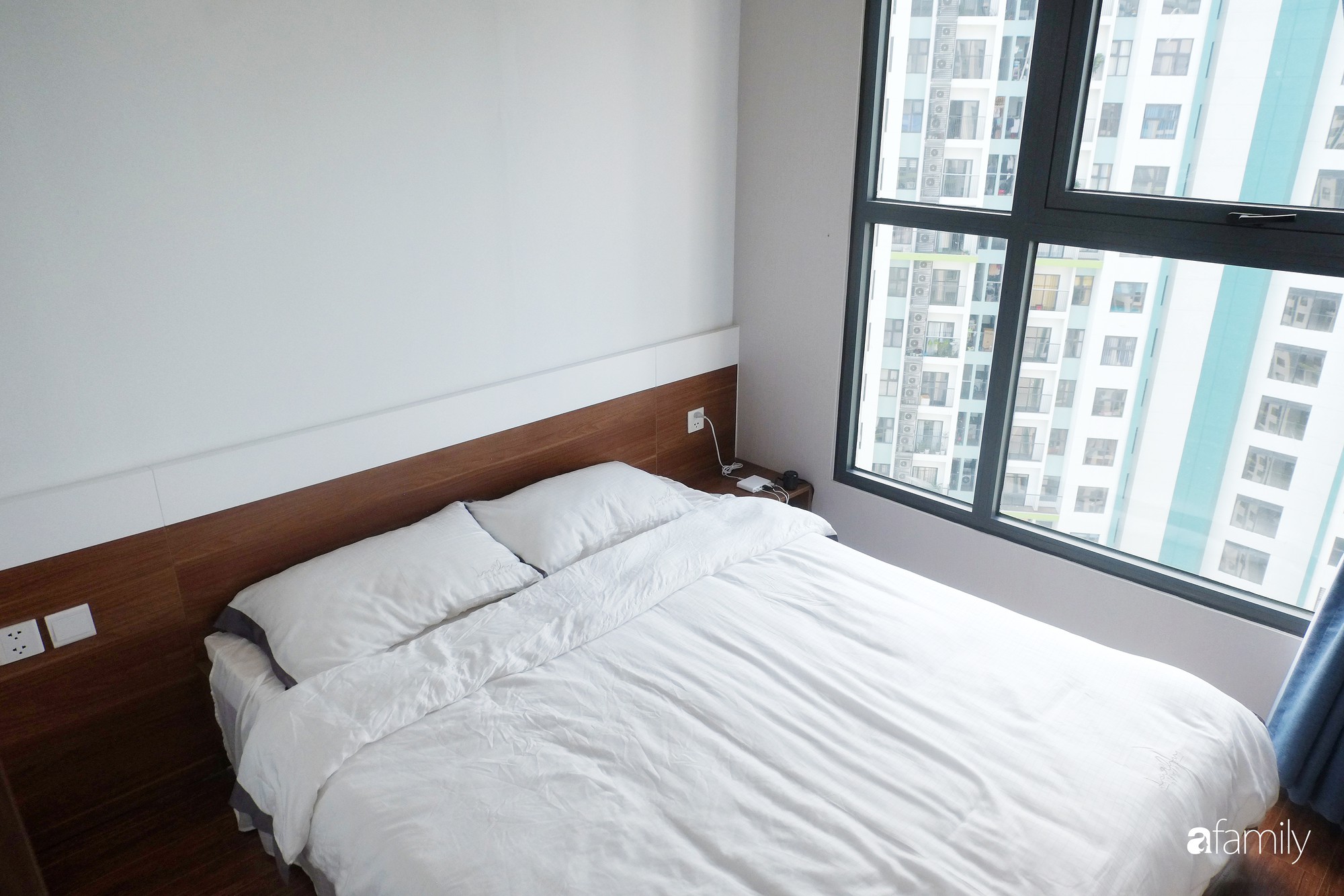 Phòng ngủ có diện tích nhỏ nhưng vẫn mang lại sự dễ chịu, thoải mái cho mọi người khi sử dụng.