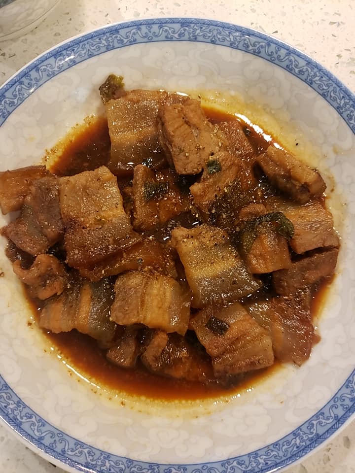 Thịt kho.