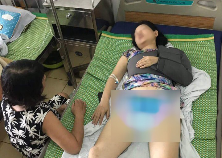 Chị H. đang được điều trị tại bệnh viện