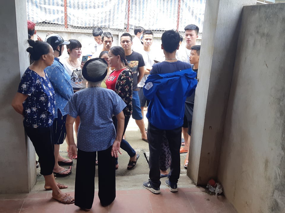 Người dân bàng hoàng trước sự việc