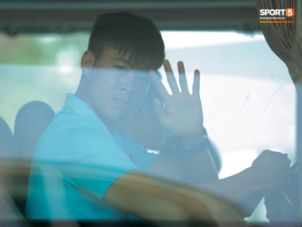 Đội tuyển Việt Nam đã có mặt tại sân bay Nội Bài vào khoảng 14h00 ngày 6/9. Ảnh: Hiếu Lương.