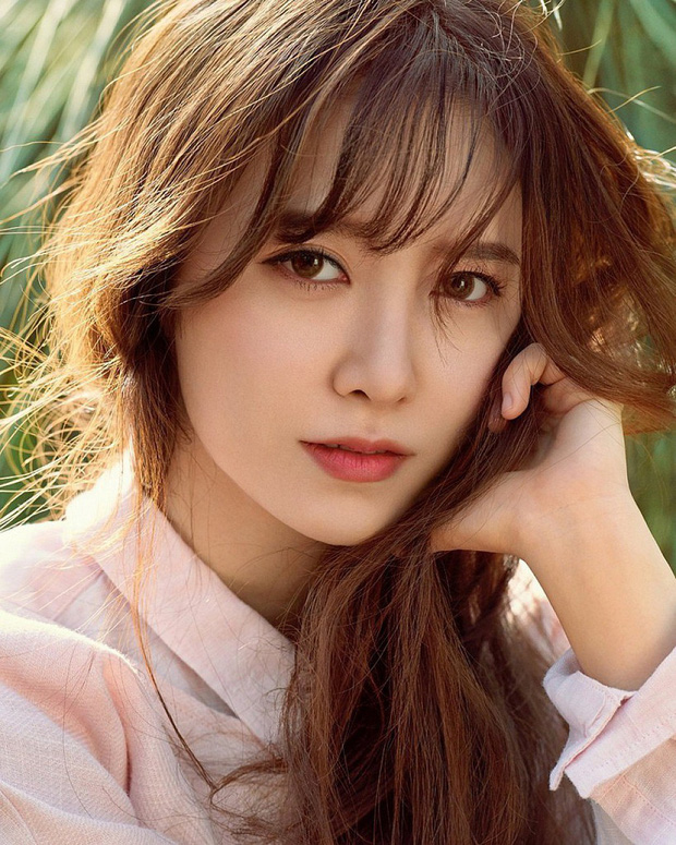 Goo Hye Sun khổ sở đi đòi tiền chồng trẻ sau khi ly hôn