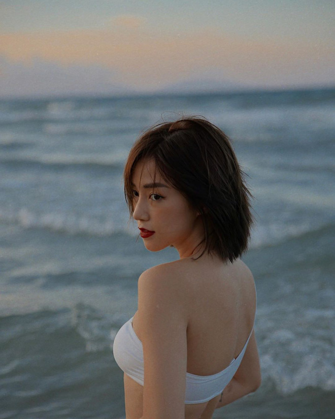 Dù vậy thì để được như ngày hôm nay, chắc hẳn nàng hot girl cũng phải cố gắng tập tành và ăn kiêng rất nhiều.