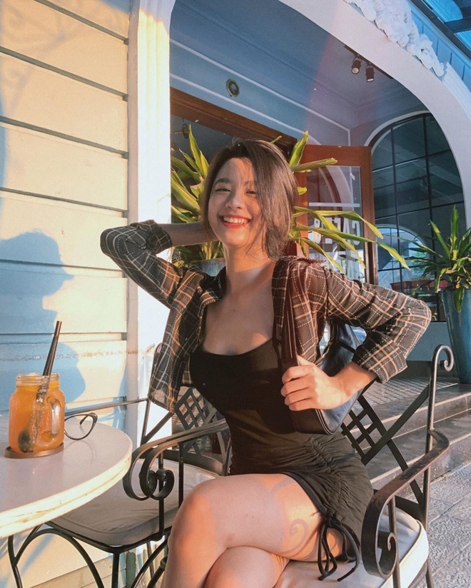Bạn còn nhớ hay đã quên? Hàn Hằng chính gái xinh Instagram với diện mạo sexy sở hữu hơn 300k followers đó.