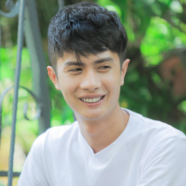 Thông tin cặp đôi hẹn hò khiến người bạn bè, khán khả bất ngờ.