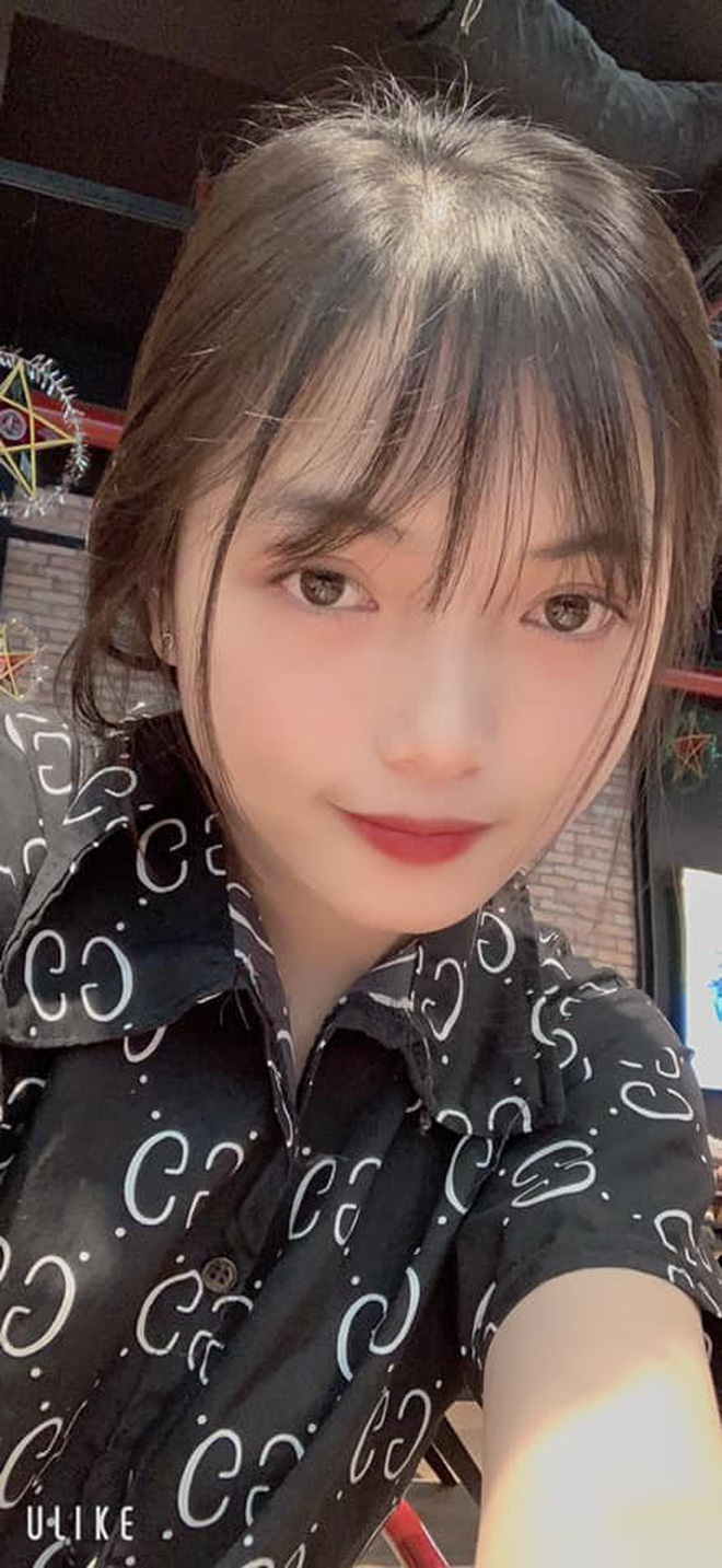 Nữ chính trong clip là cô bạn tên Hạ, sinh năm 1997, đến từ Hà Tĩnh