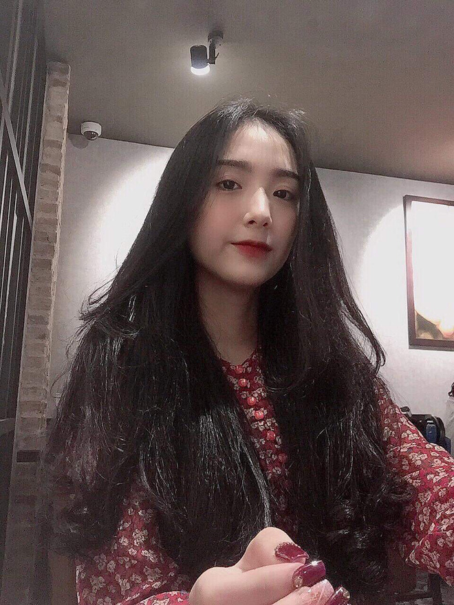 Nhan sắc đốn gục biết bao chàng trai trong vòng 1 nốt nhạc.