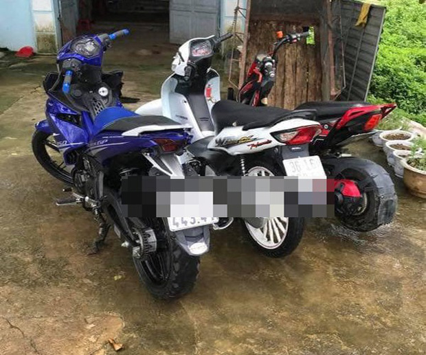 Chiếc xe máy màu xanh của nạn nhân sử dụng trước khi bị sát hại.