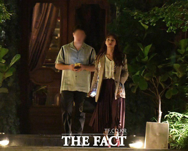 Cặp đôi lộ ảnh hẹn hò tình cảm