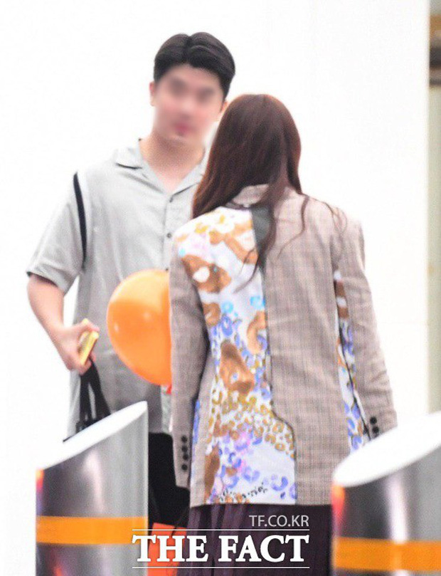 Gyuri hẹn hò cháu trai cựu chủ tịch tập đoàn, hay còn có thể nói là người thừa kế đời thực kém cô tận 7 tuổi