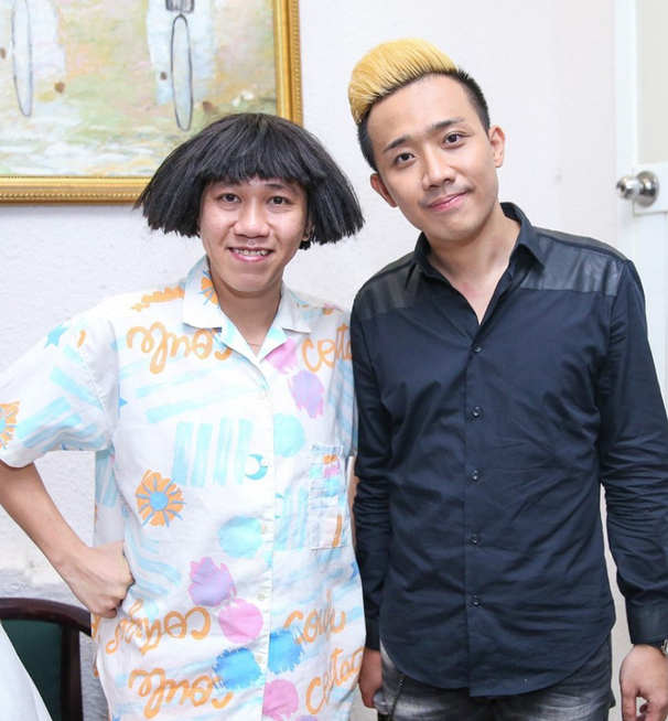 Trấn Thành và Anh Đức là đôi bạn thân từ thuở thiếu thời.