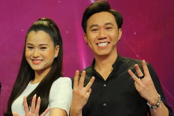 Mối tình Anh Đức - Lâm Vỹ Dạ khá nổi tiếng trong showbiz Việt.