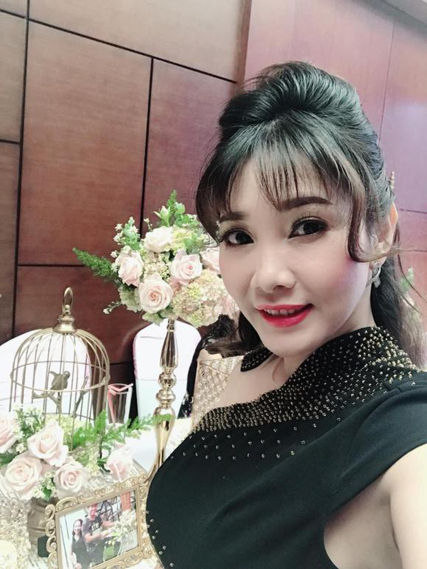 Bà xã Cao Minh Đạt kém anh 8 tuổi, không hoạt động nghệ thuật.