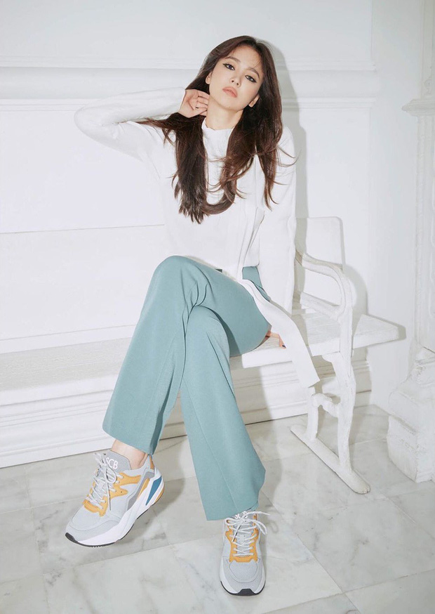 Sau cuộc hôn nhân tan vỡ, Song Hye Kyo hiện trở về tháng ngày của quý cô độc thân quyền lực và giàu có nhưng fan vẫn lo lắng vì mỹ nhân này trông không còn tươi tắn như xưa